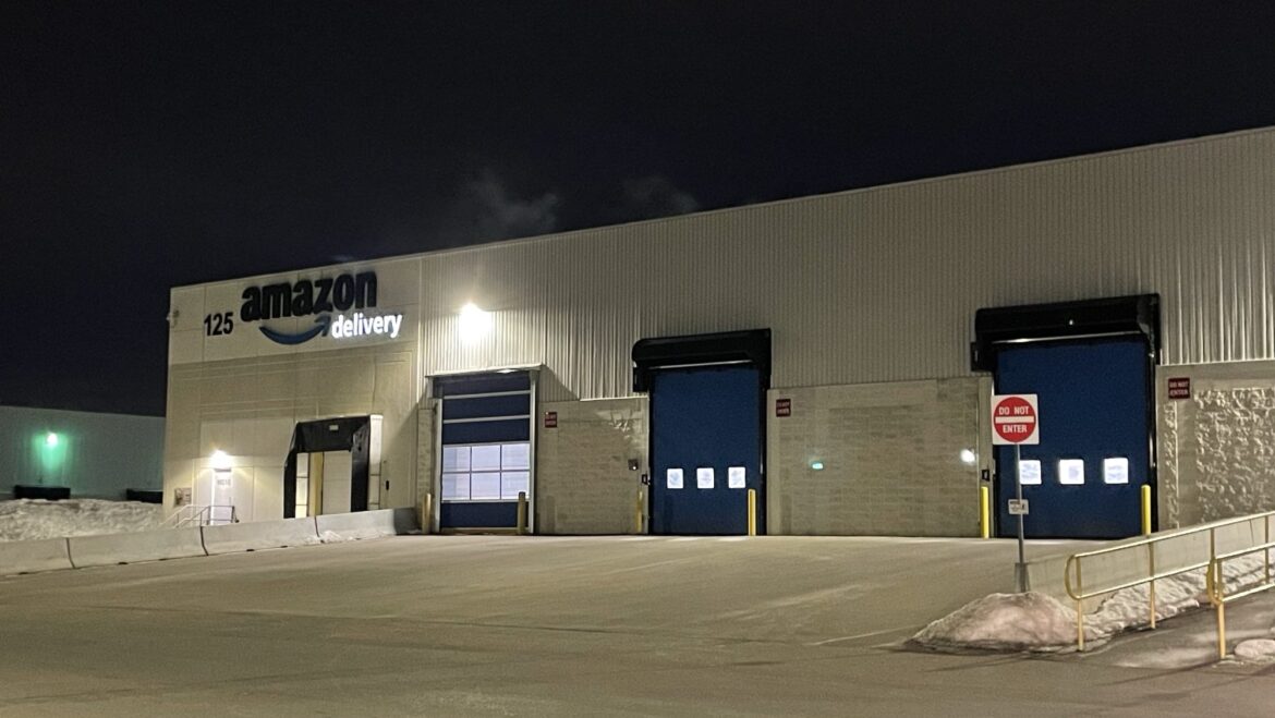 Amazon centre in Cambridge targeted in attempted robbery