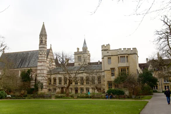 Cambridge students punished for behaviour at Michaelmas sports day swap to Balliol