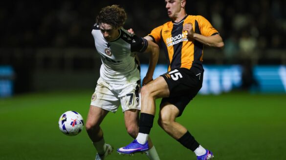 Bromley 0-0 Cambridge: The Ravens blow chance at promotion from League Two with goalless draw at Hayes Lane | Football News